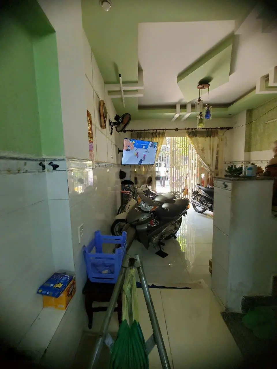 Bán nhà hẻm xe hơi 1806 Huỳnh Tấn Phát, TT Nhà Bè. DT 4x13m, 3 tầng. Giá 4.28 tỷ