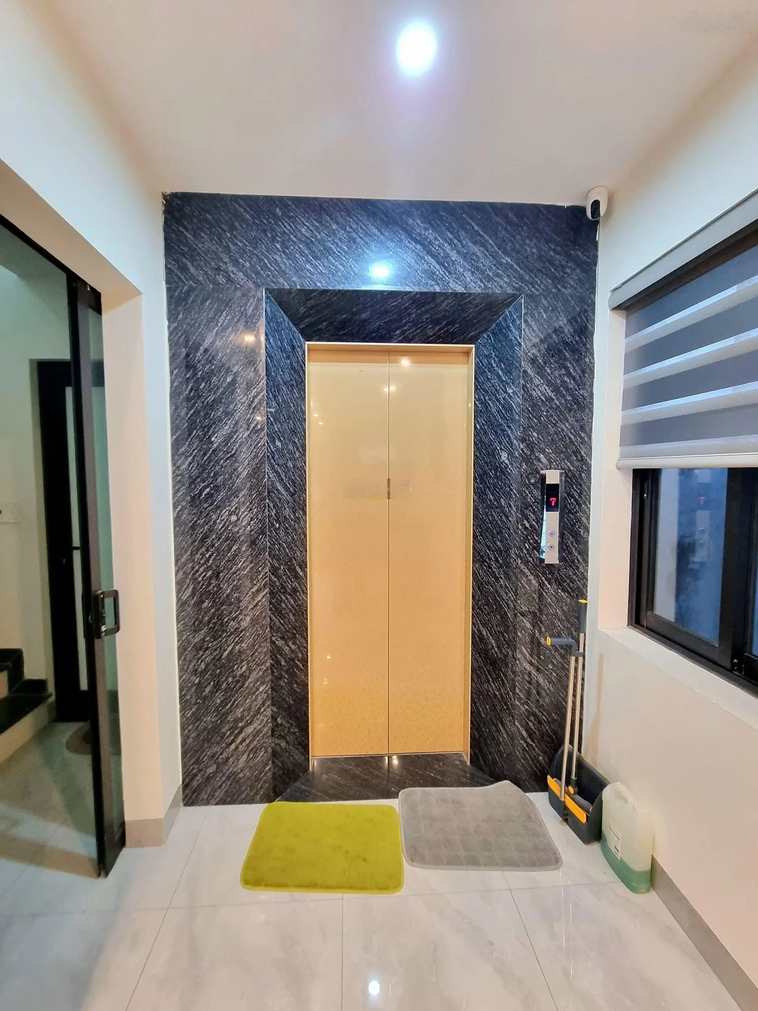 Đẹp phố Nguyễn Chí Thanh, TM, full nội thất, kinh doanh, DT 43m2, 5tầng, MT 4,1m, giá 19,8tỷ