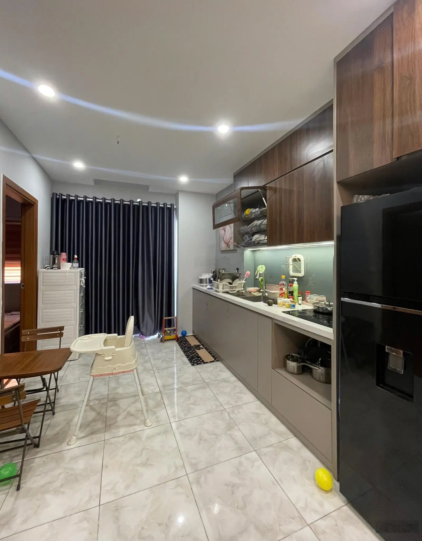 Chính chủ bán gấp căn 2n2vs sẵn sổ giá chỉ 2,x tỷ full nội thất sịn xò