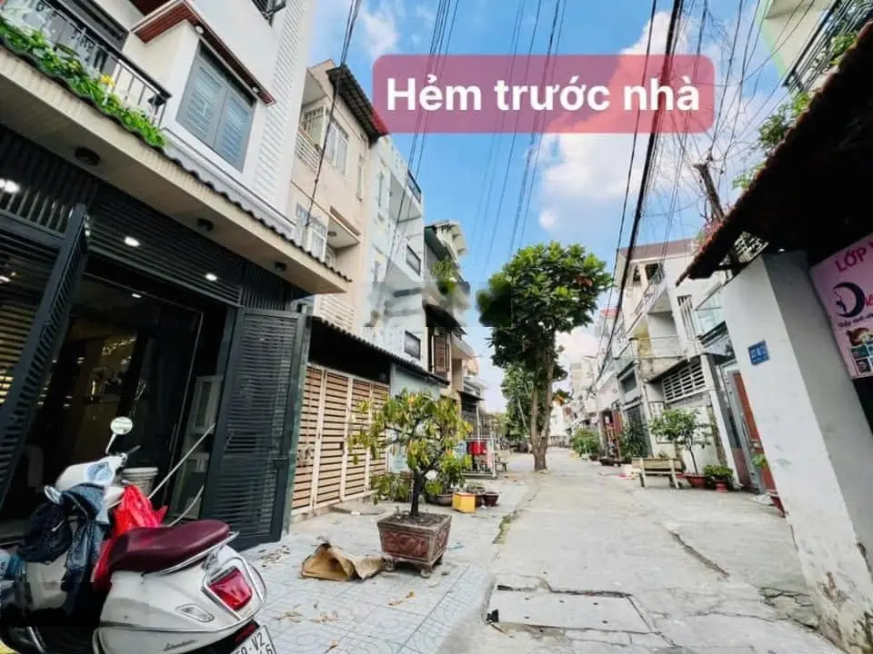 Bán gấp nhà giá rẻ đường cô giang, p.cô giang, quận 1. giá 3 tỷ 350. dt/60m2. 1 trệt 3 lầu. sổ sẵn