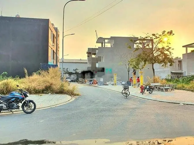 Bán Đất hẻm 40 Võ Văn Hát . Long Trường.Q9 - DT: 58m2 giá 3 tỷ 700