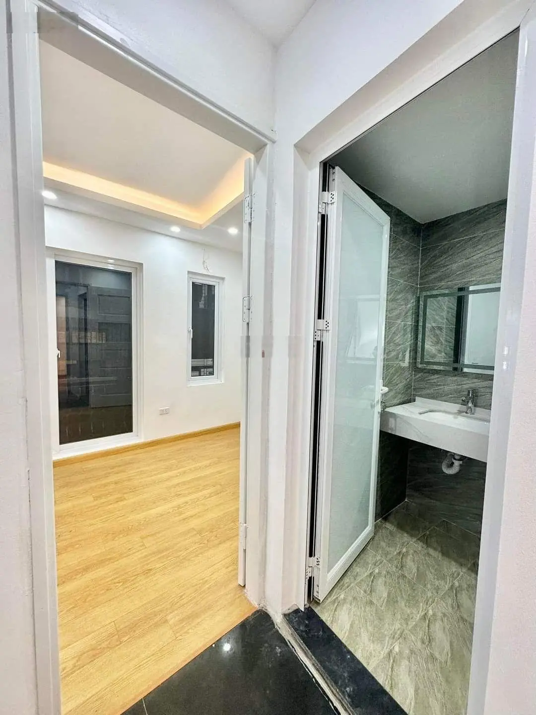 Chính chủ bán nhà khương đình - tx - lô góc - kinh doanh - 30m ra đường ô tô - 40m - 7 tỷ.