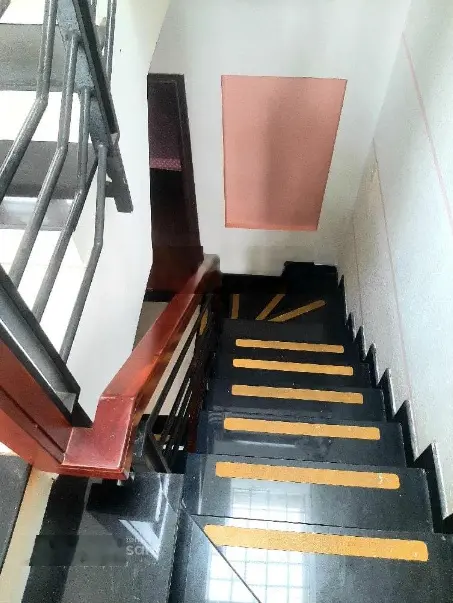 Chính chủ sổ hồng riêng, NH hỗ trợ 80% DT 50m2, đường ô tô, 2 lầu 4 phòng bancol, HH 1% MG