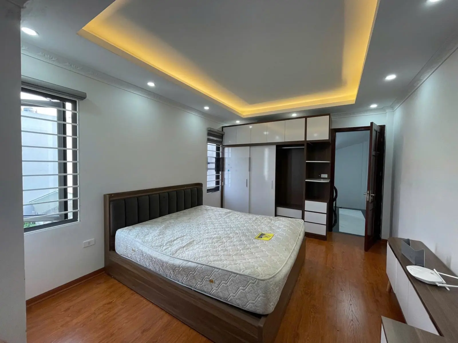 6 tỷ hơn 45m2 nhà phố Hoa Lâm Việt Hưng