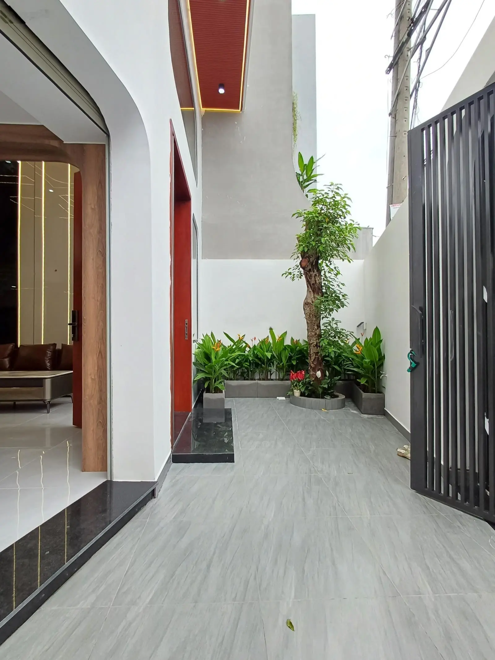 6,2tỷ - villa Hà Huy Giáp/ 50m - Ngã Tư Ga - phường Thạnh Lộc - Quận 12 - Hồ Chí Minh (6.8m*10m)