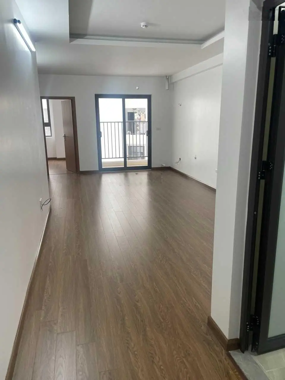 Bán nhanh căn 72m2 hàng ngoại giao Tầng đẹp sẵn sổ giá 1.47 tỷ