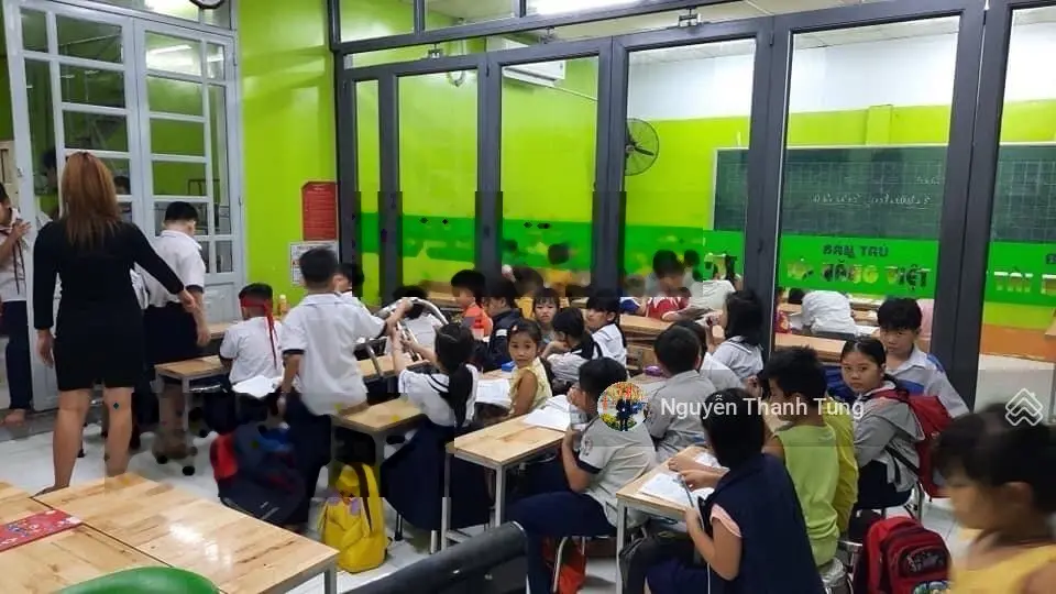 Mặt tiền đường 10m Hiệp Thành Quận 12 - hơn 150m2 (6 x 26), nhà cấp 4 còn mới sẵn dòng tiền
