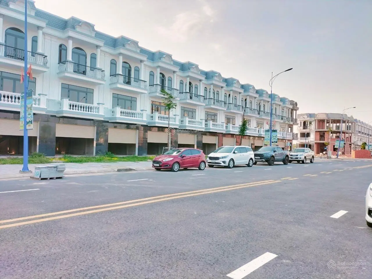 Bán shophouse 3PN, 4WC, 100m2 chỉ với 2,8 tỷ tại Thăng Long 2, Bàu Bàng, Bình Dương
