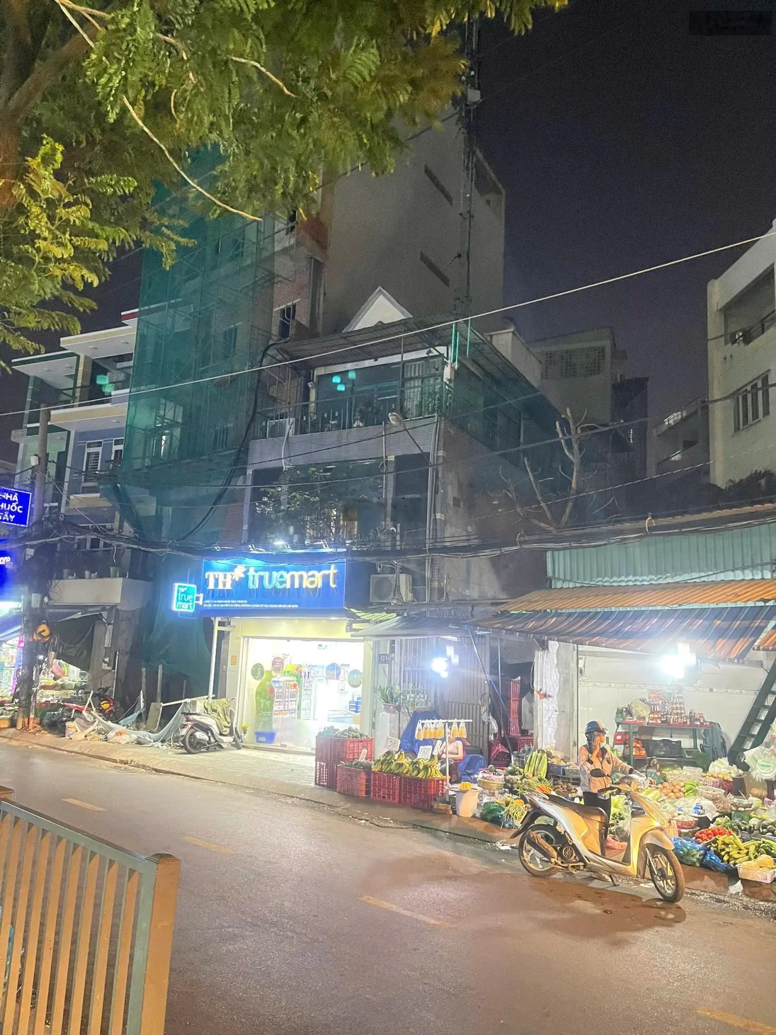 Bán nhà Nguyễn Văn Công, ngay chợ Tân Sơn Nhất, giá siêu hời
