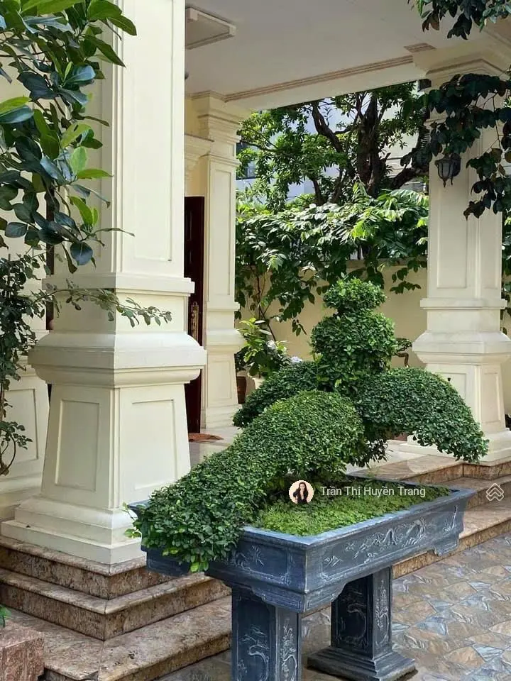 Biệt thự sân vườn 302m xuân đỉnh, đi bộ công viên hoà bình, không gian thoáng rộng, văn minh, 19 tỷ