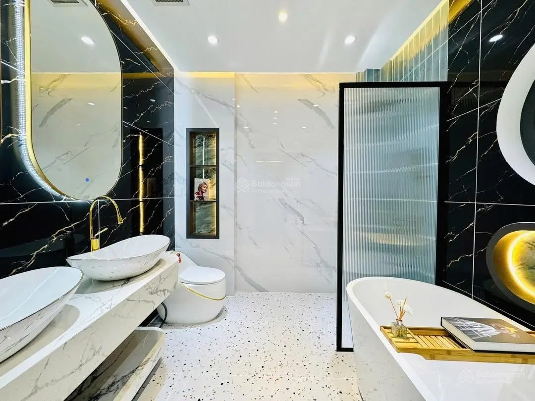 Bán nhà Ngô Tất Tố P19 Bình Thạnh gần THCS Phú Mỹ, giá 3tỷ840 DT 72m2, còn HĐ thuê 20tr/th