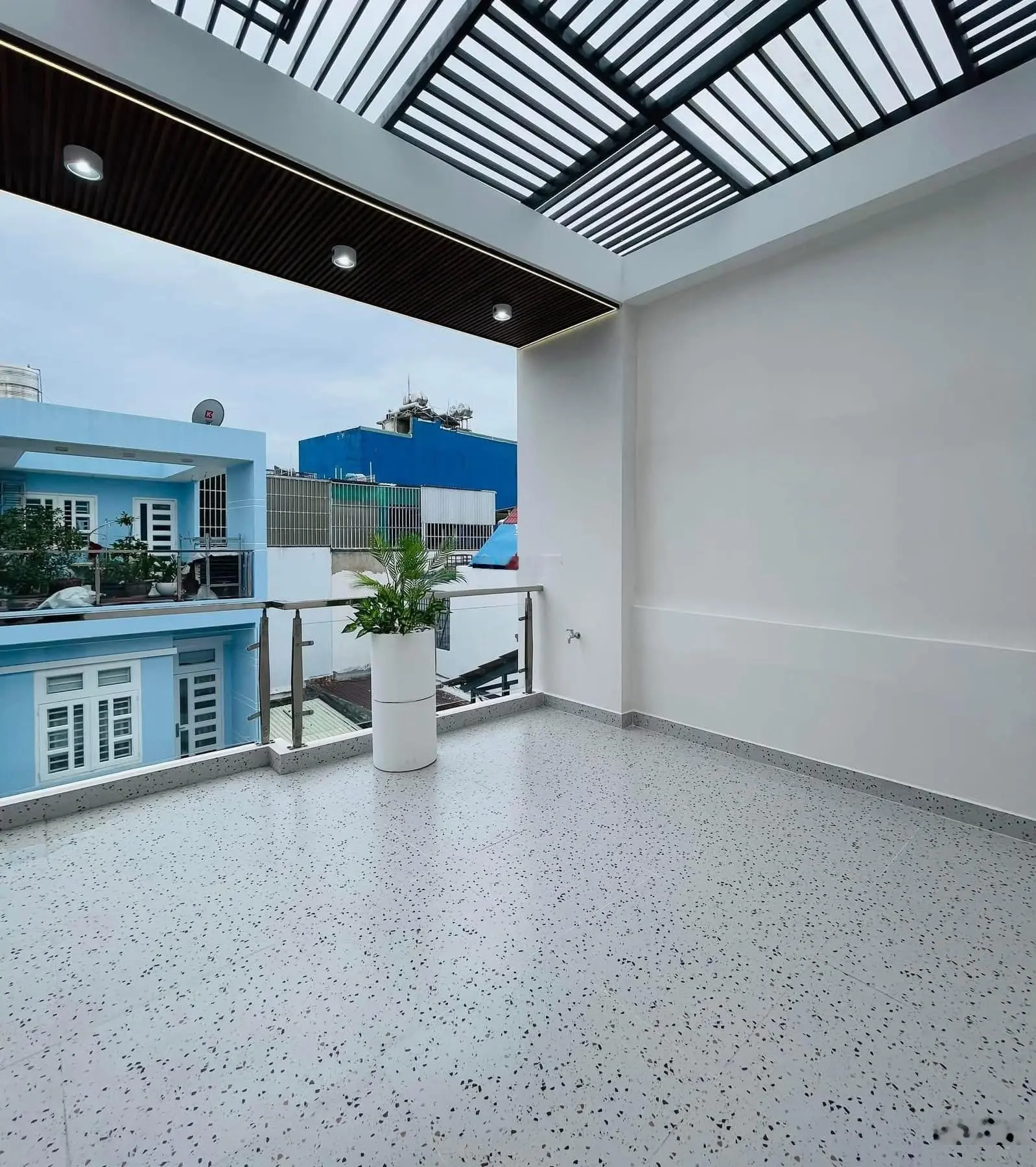 LÊN SÓNG NHÀ HẺM Ô TÔ 5M-NHIÊU TÂM QUẬN 5.Giá 2tỷ780/48m2.Cho thuê 10tr/tháng