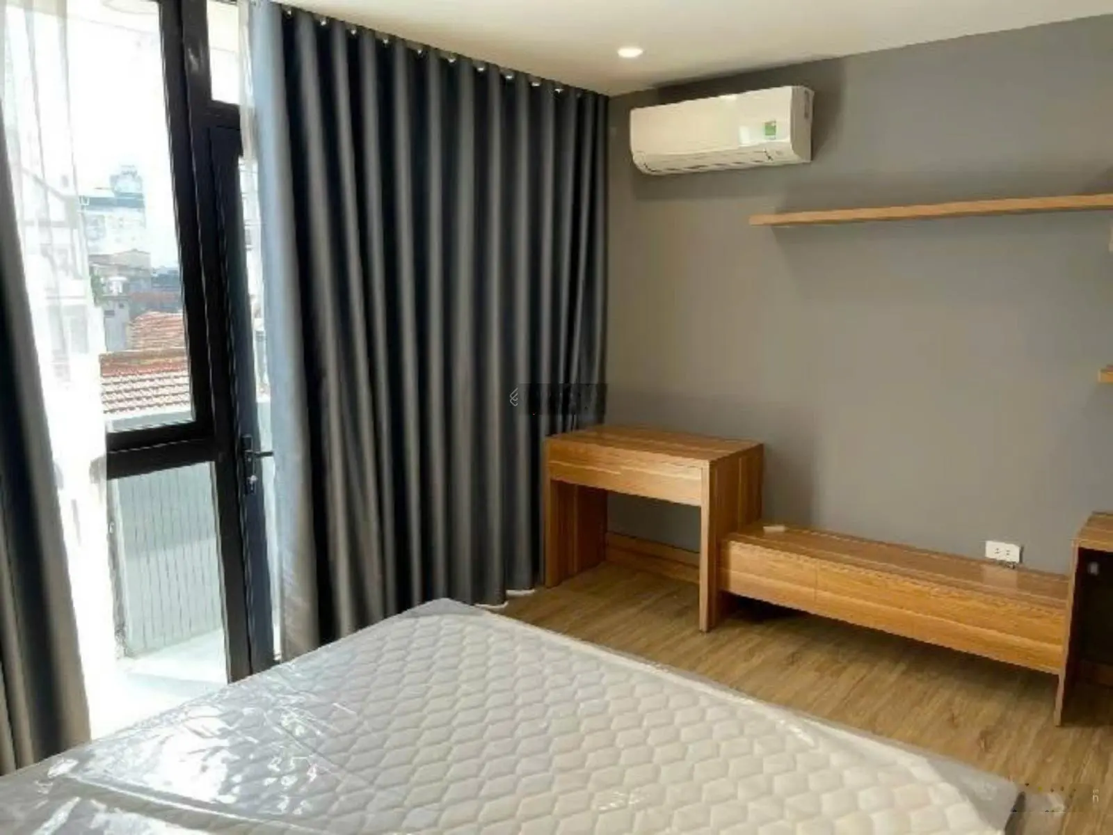 BÁN NHÀ HIẾM PHỐ CỔ HÀNG GAI KINH DOANH HOMESTAY, DT:25MX6T,GIÁ:10,5TỶ.
