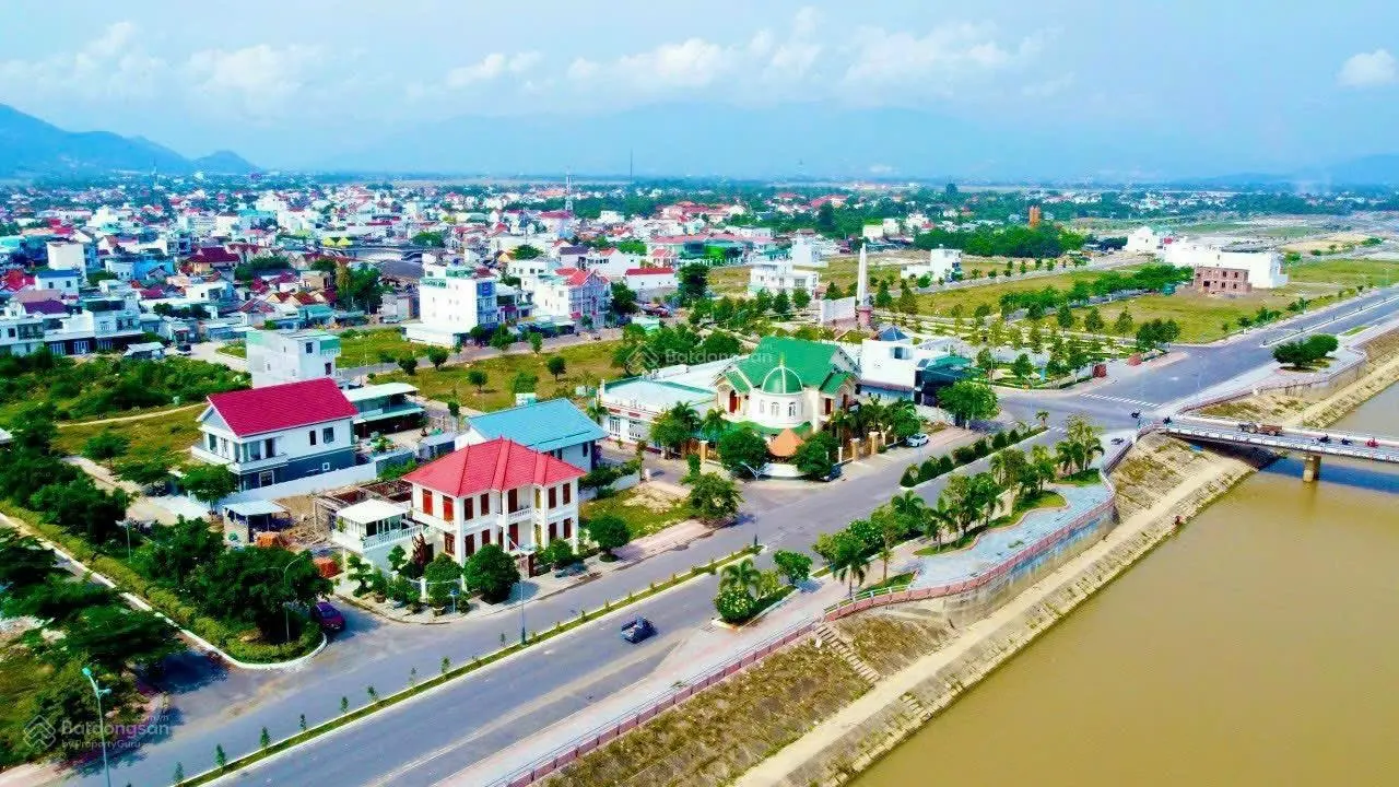 Trục chính Võ Thị Sáu Khu đô thị Nam Sông Cái, vị trí kinh doanh giá 16.2tr/m2