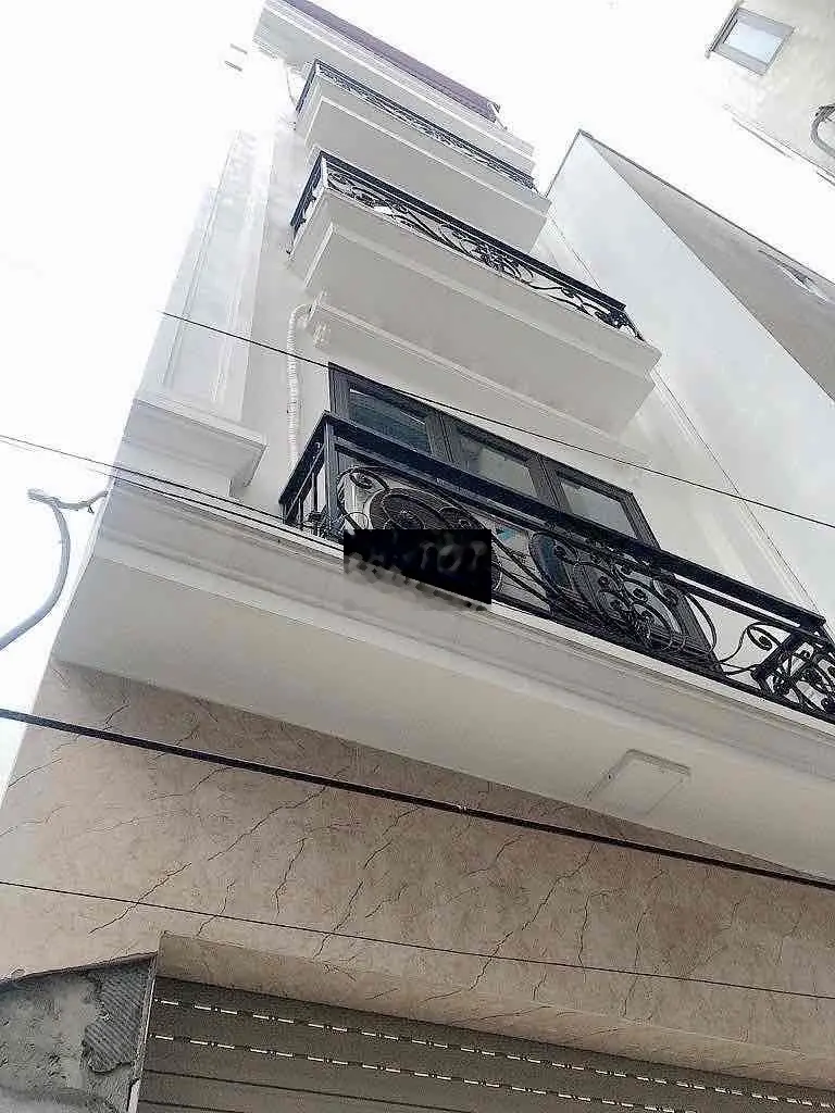 Ngõ 193 Phú Diễn , 5 tầng mới koong , trước nhà rộng 3m , Giá Hiếm 5,3