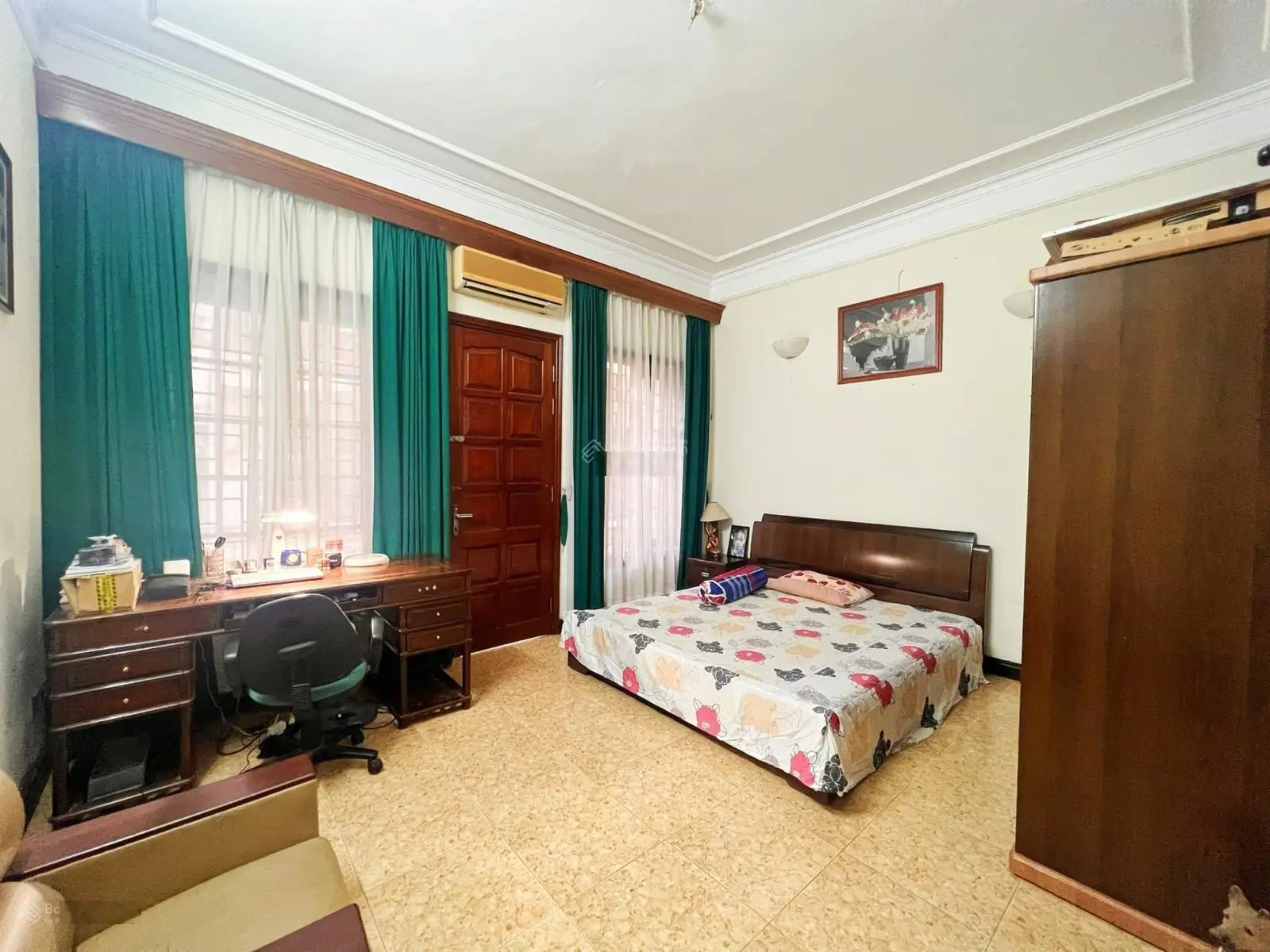 Cực kì nhiệt bán! phố Chùa Bộc, ô tô tránh, thoáng sáng trước sau, DT khủng 76m giá rẻ giật mình