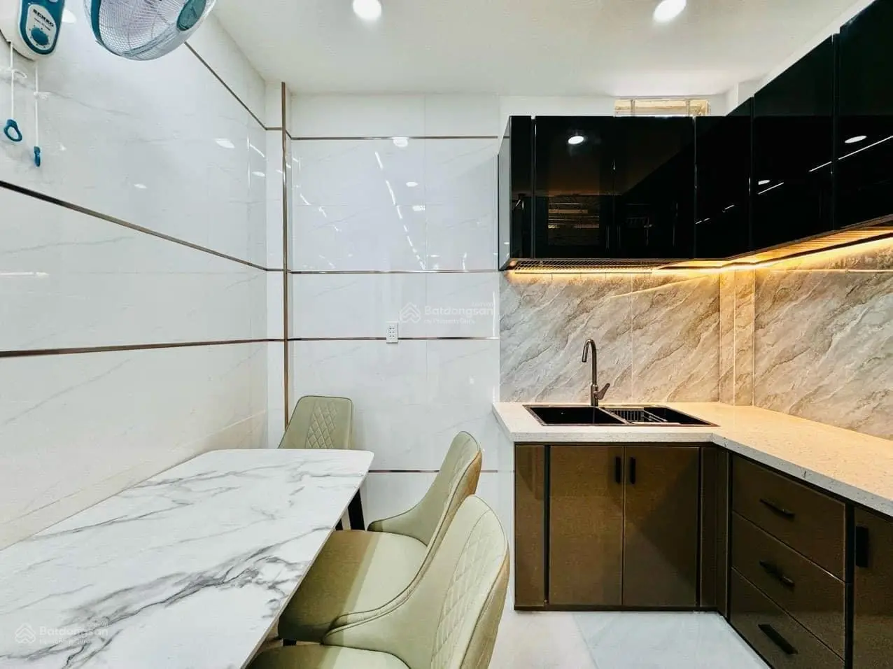 Đầu tư nhà bến xe An Sương tặng nội thất cho KH thiện chí với 60m2 phù hợp cho thuê