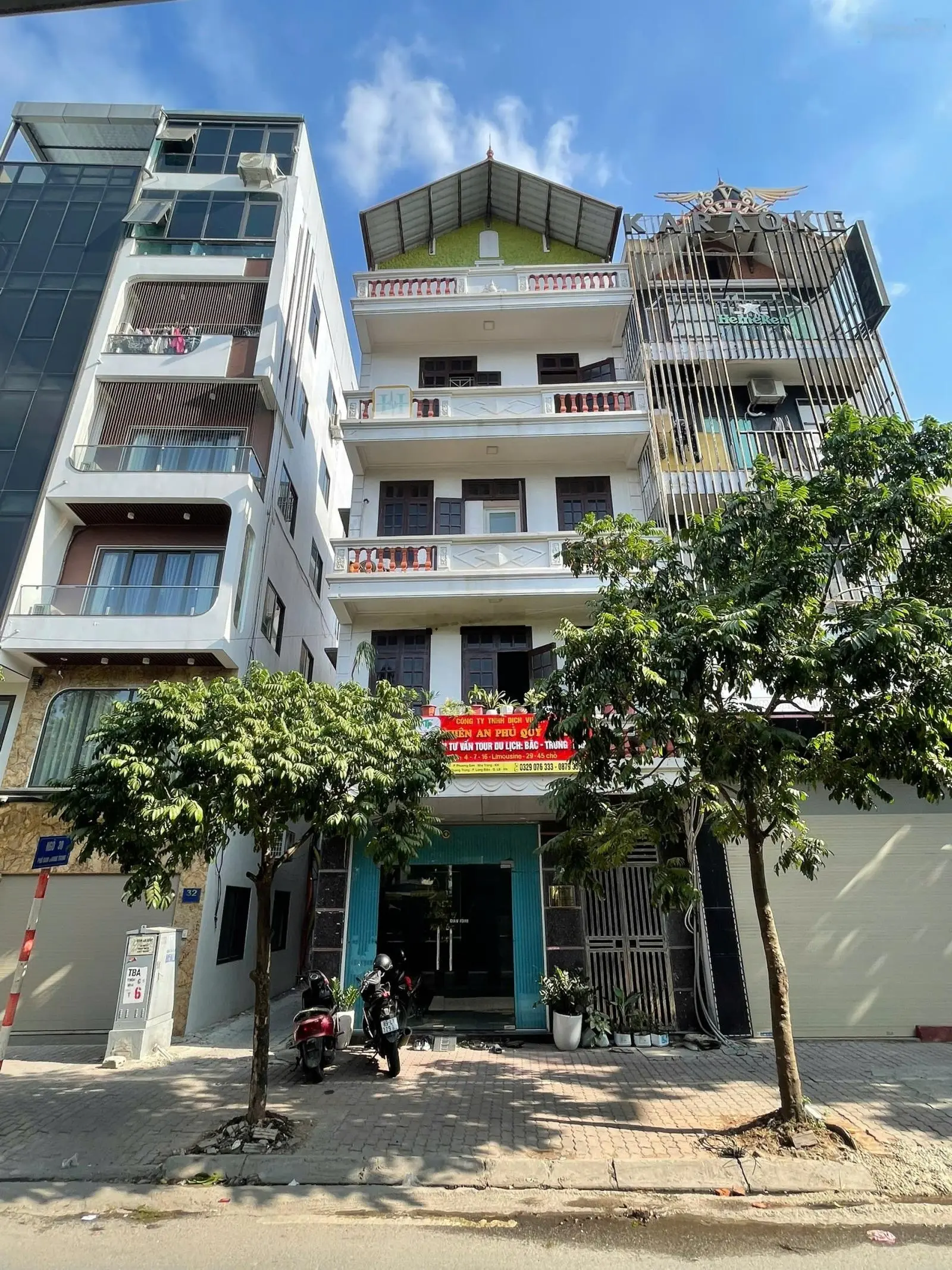 Bán nhà mặt phố đàm quang trung