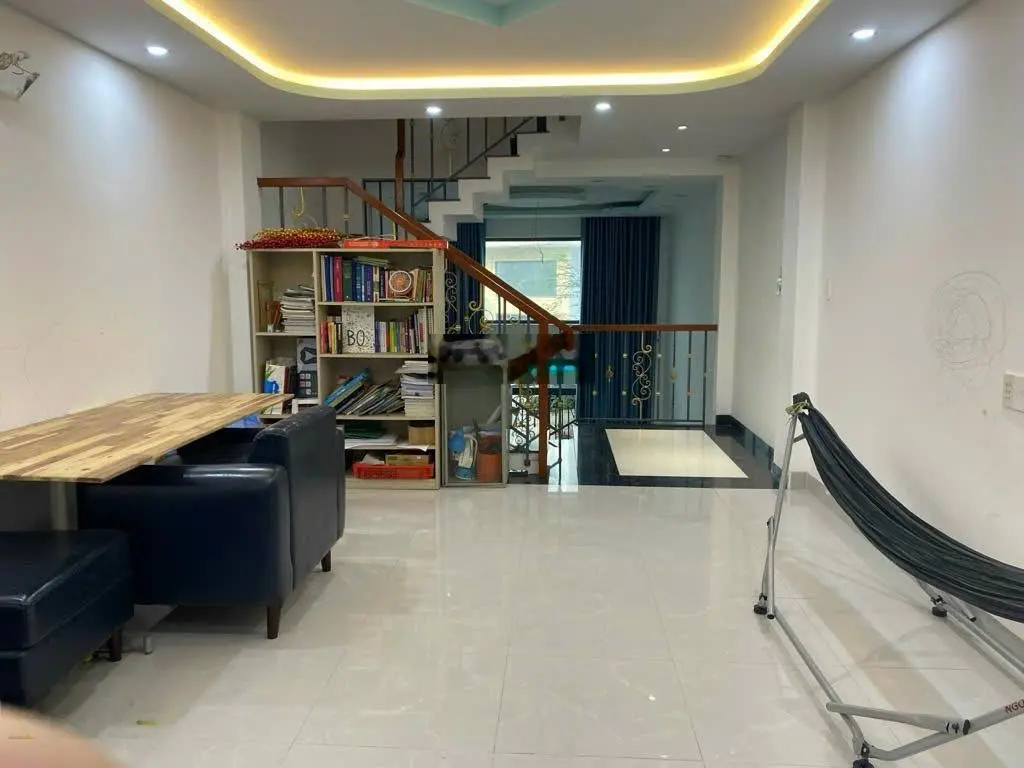 Nhà bán Hà Huy Giáp, Ngã Tư Ga, nhà đẹp, đường 6m, 4m x 15m, 4 tầng. Giá 7.2 tỷ thương lượng