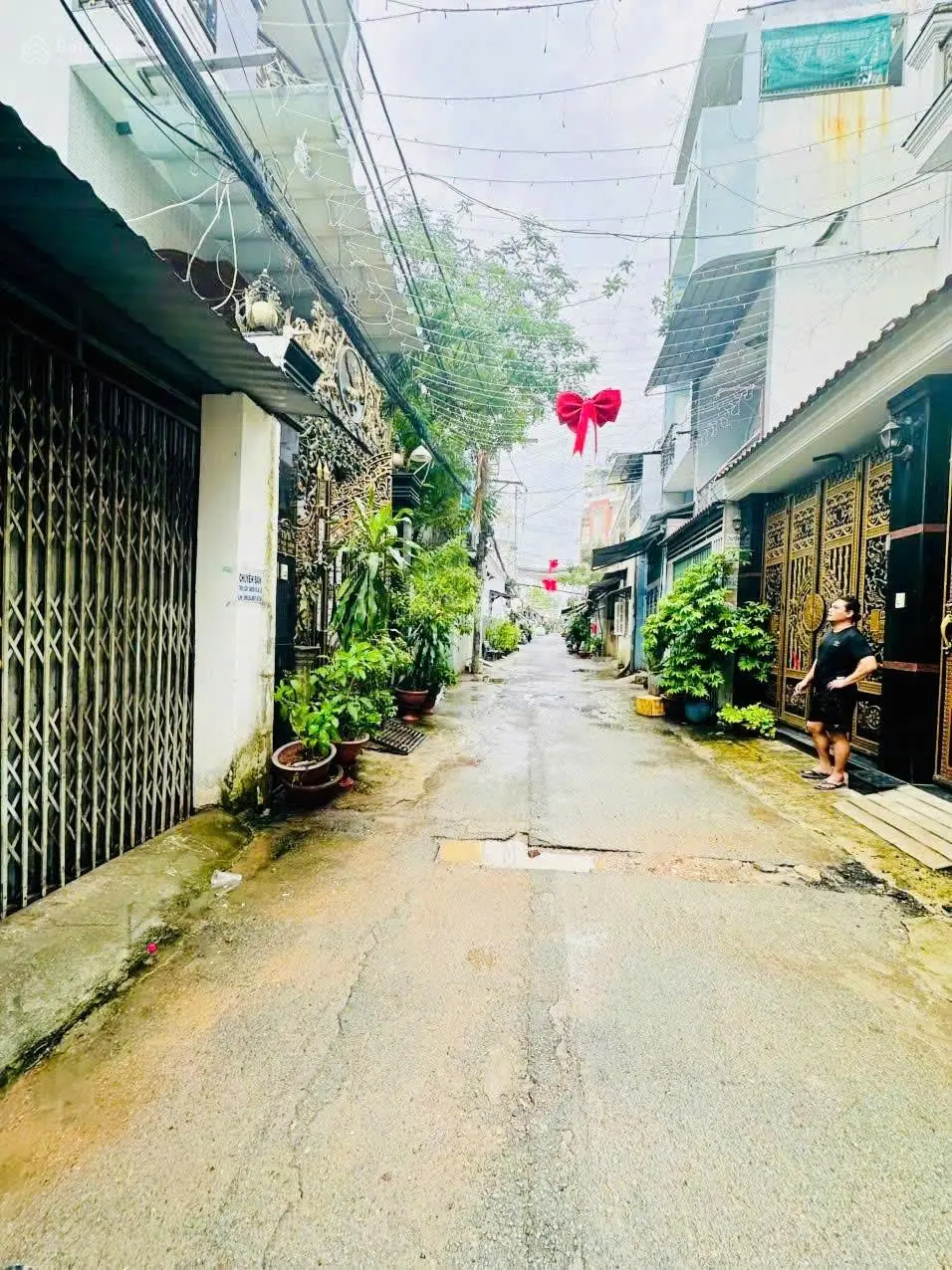 Bán nhà HXH thông P. Tân Quý - Q. Tân Phú, DT: 4x21m, Cấp 4. Giá: 7.9 tỷ TL
