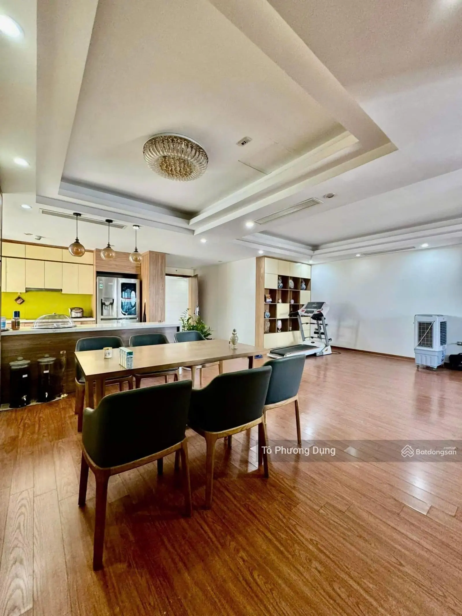 Bán căn góc CC Handiresco - 31 Lê Văn Lương - 4 pn - full nội thất - view triệu đô - LH 0844 866 ***