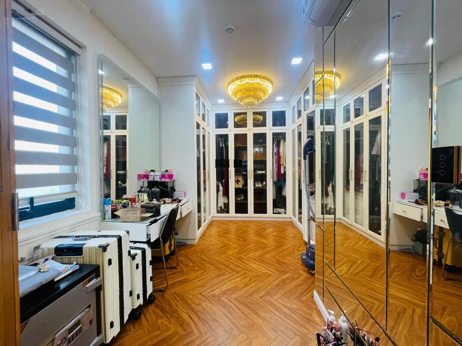 Bán biệt thự Villa Park full nội thất sang trọng 0966 514 ***