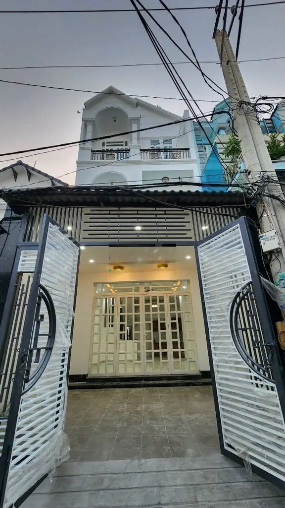 CON TRAI BÁO NỢ bán gấp nhà Dạ Nam 52m2 1ty055 hẻm xe hơi