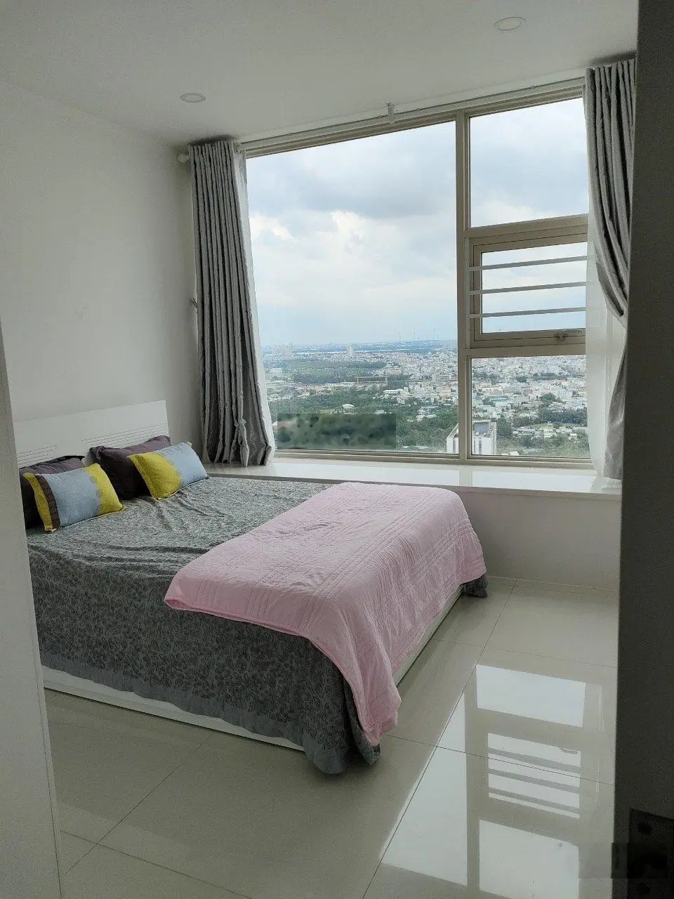 Chỉ 1 căn rẻ nhất CC Lacasa, tầng cao, sổ cầm tay NH cho vay 70%. Giá chỉ 3.2tỷ. 0902 747 ***