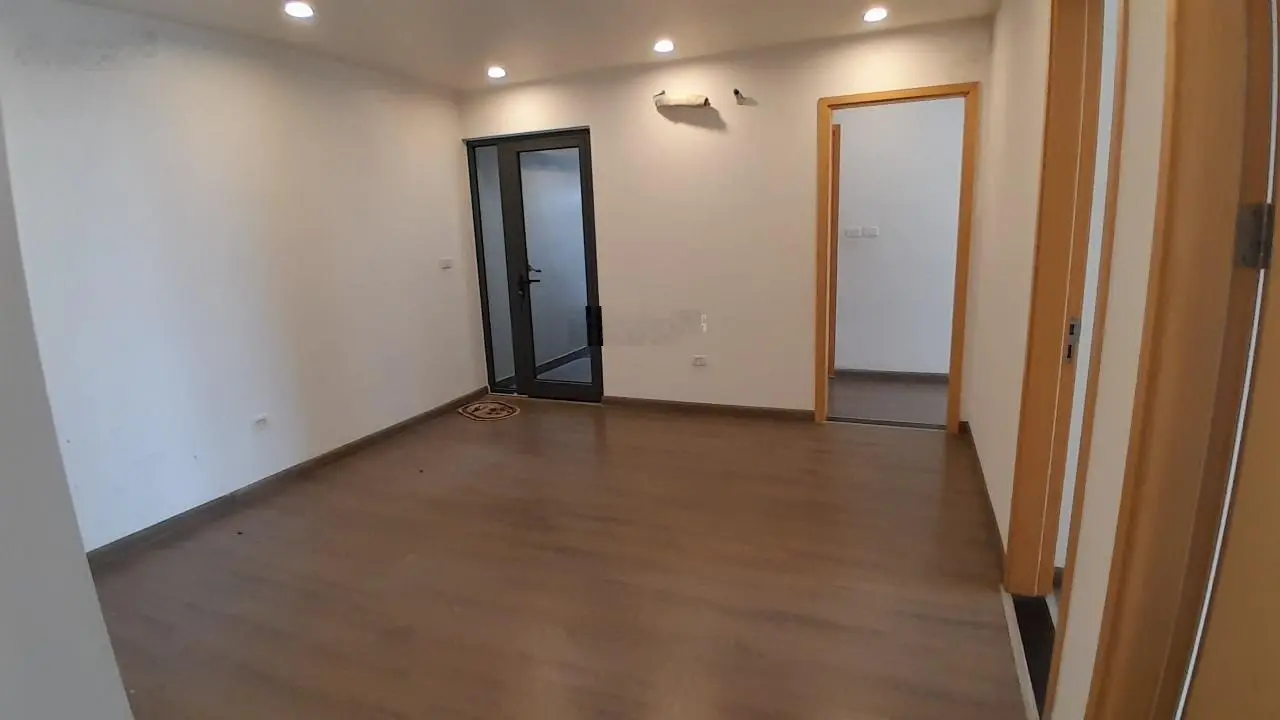 Bán căn hộ view Hồ Tây, sát đường tàu điện trên cao, FLC Cầu Giấy, giá nhỉnh 8 tỷ, ở ngay