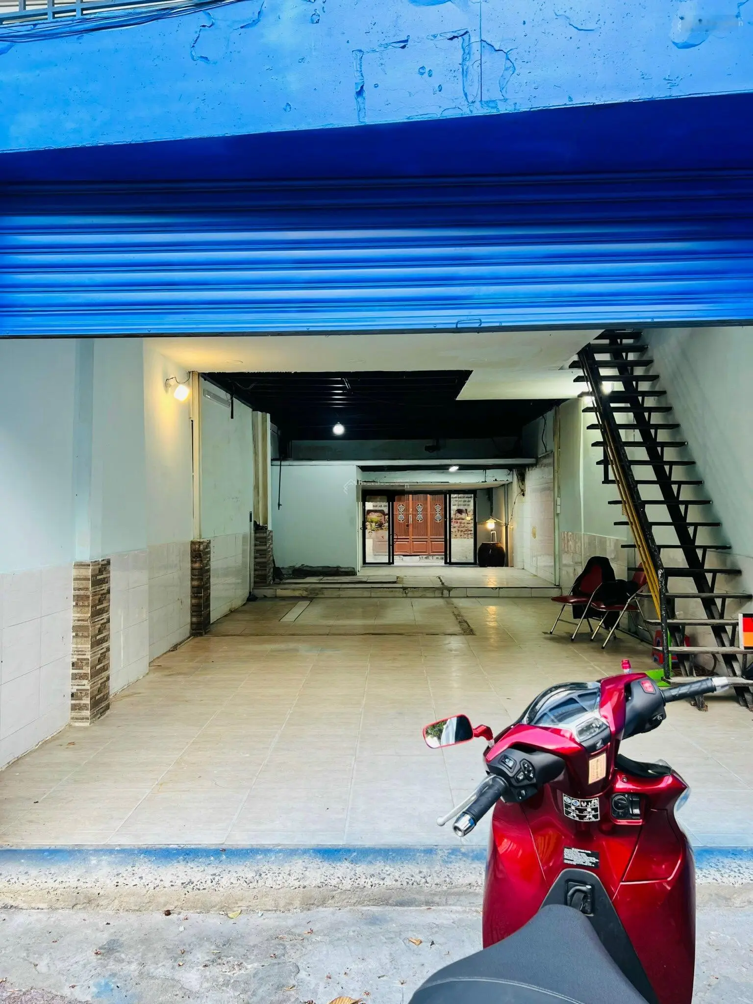 Bán nhà hai mặt tiền đường hoàng sa Tân Bình cúng đường sầm uất thuận tiện kinh doanh mọi ngành