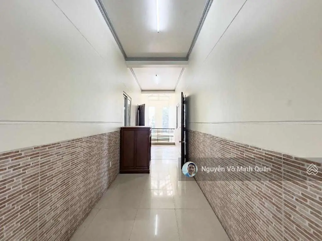 Biệt thự mặt tiền thị trấn Hóc Môn. Ngay chợ Hóc Môn. DT 11mx35m. 385m2. 3 tầng. Nhỉnh 12tỷ TL