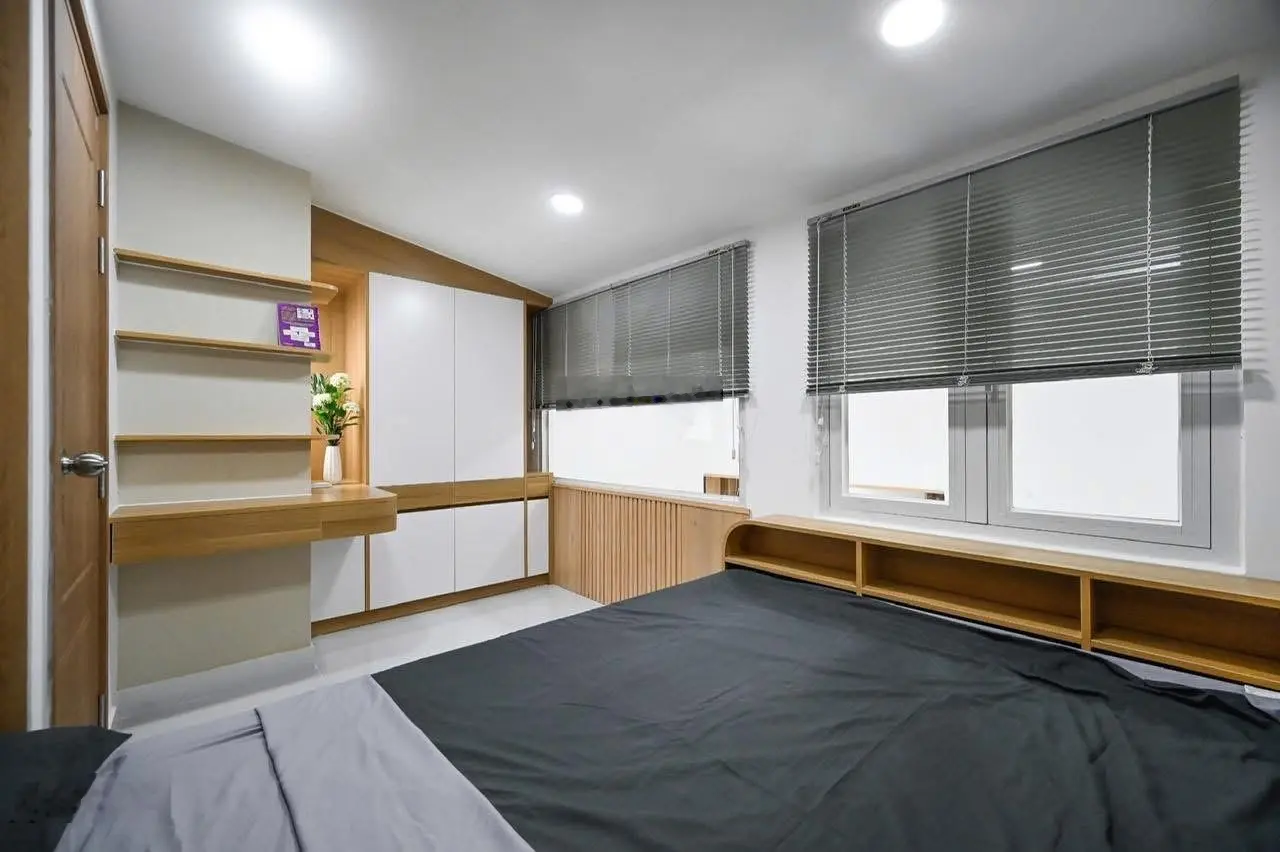 Chính chủ bán gấp nhà 2 lầu Đường số 8, phường 11, Gò Vấp, giá 3 tỷ 7, sổ hồng riêng, tặng nội thất