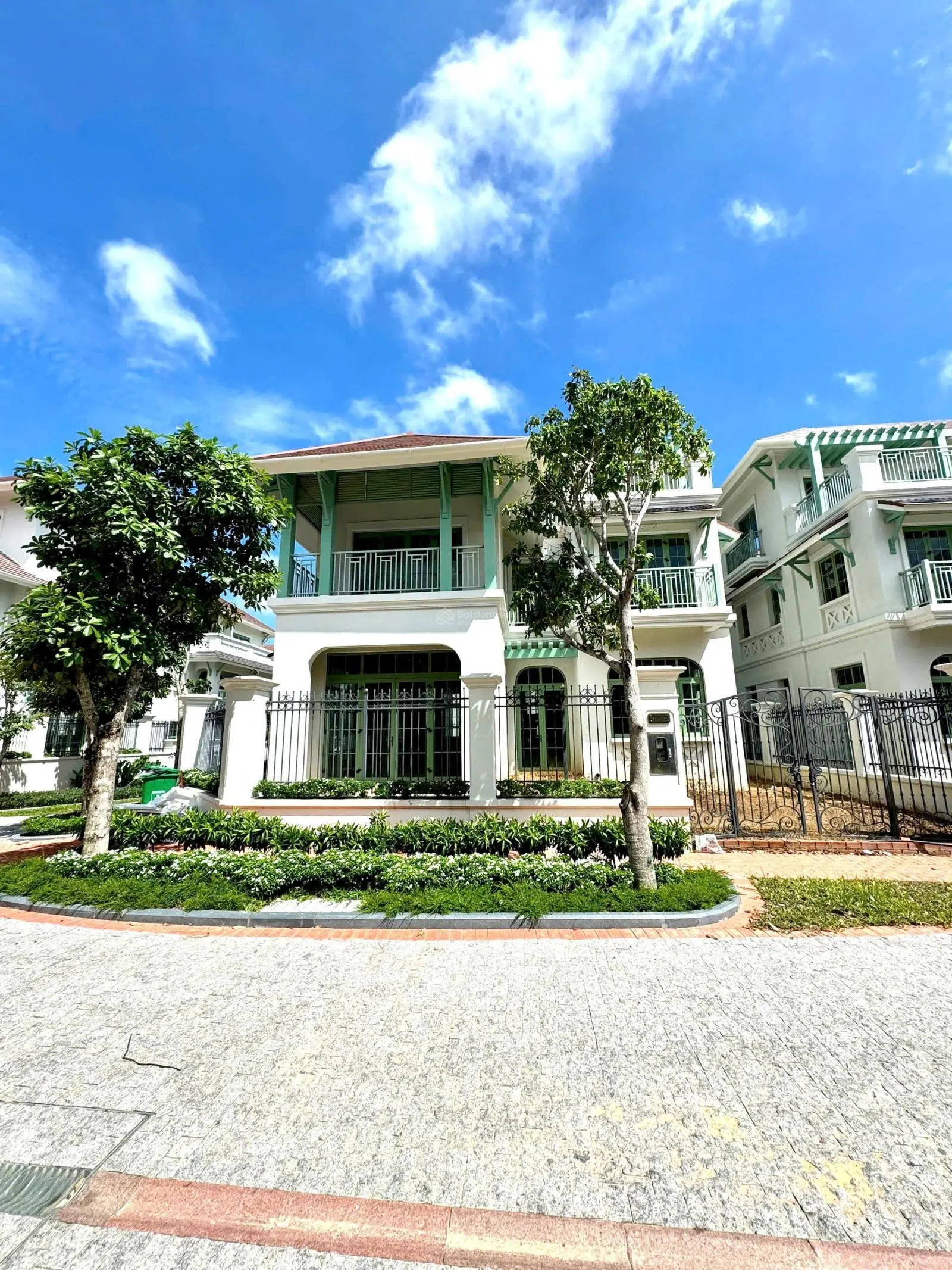 Chính chủ bán nhanh biệt thự đơn lập tại Sun Tropical Village , giá bán tốt nhất dự án.