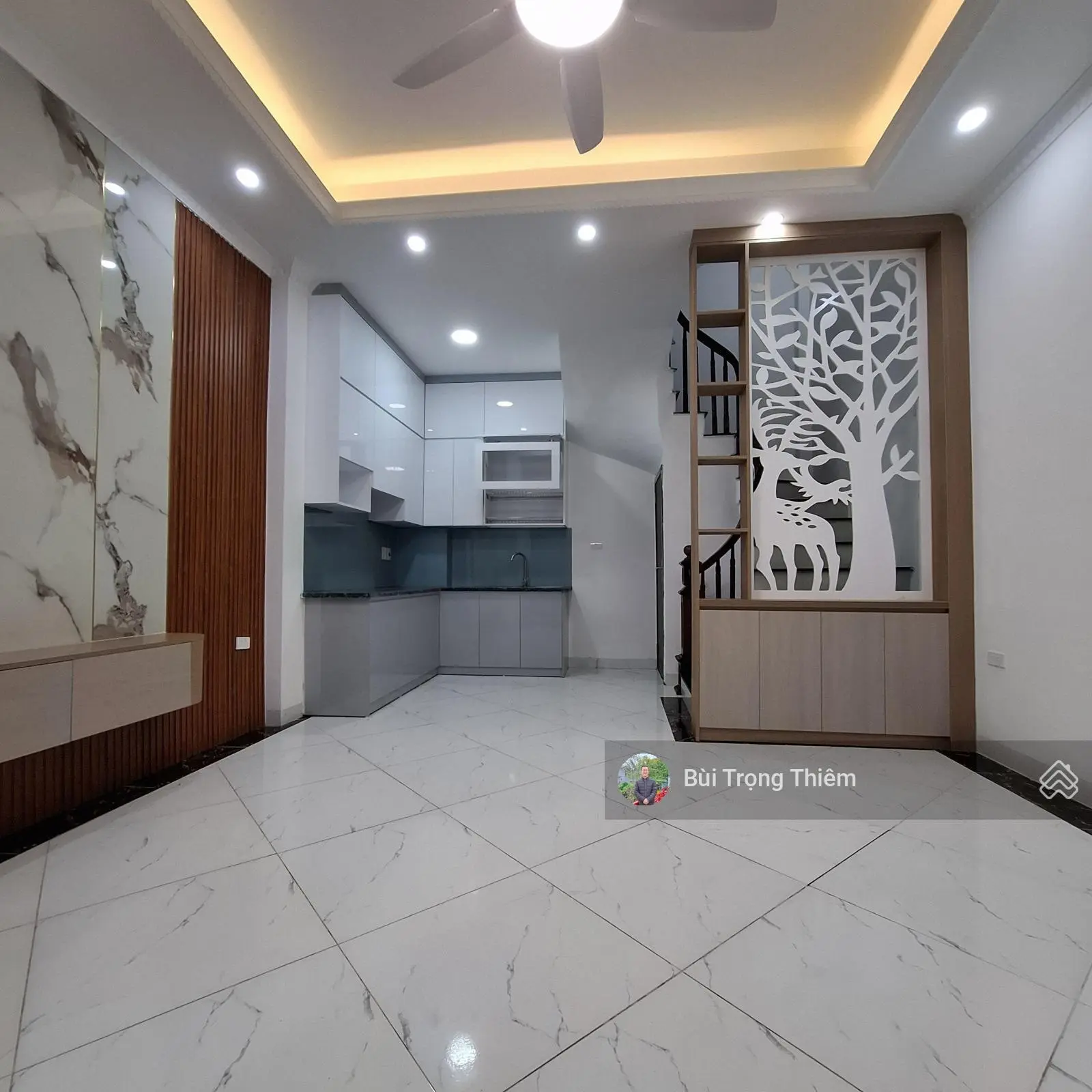 Siêu phẩm nhà phố tư đình - 6 tầng mới cóng - cạnh đường ô tô tránh - giá chỉ nhỉnh 6 tỷ