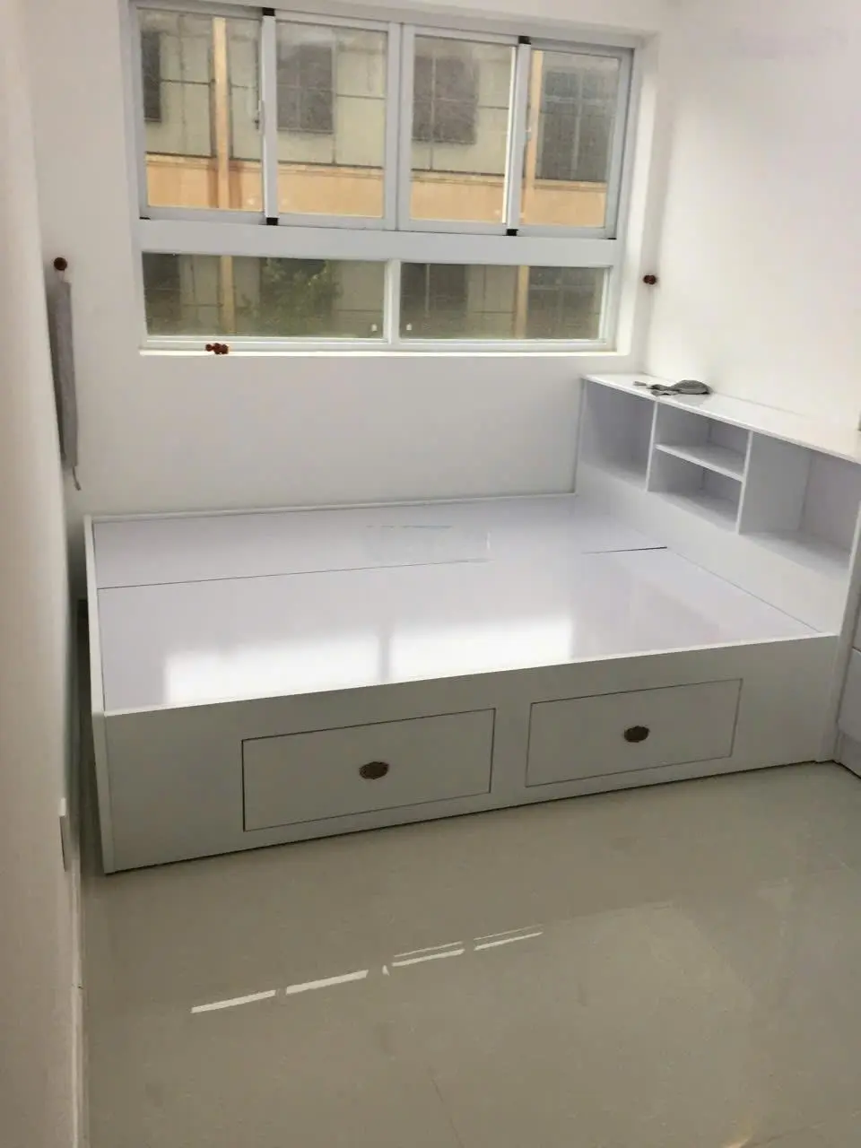 Chung cư IDICO Q. Tân Phú, căn góc 62m2 2pn, bao sổ, tặng nội thất giá 2 tỷ 330tr. Lh 0981 674 ***