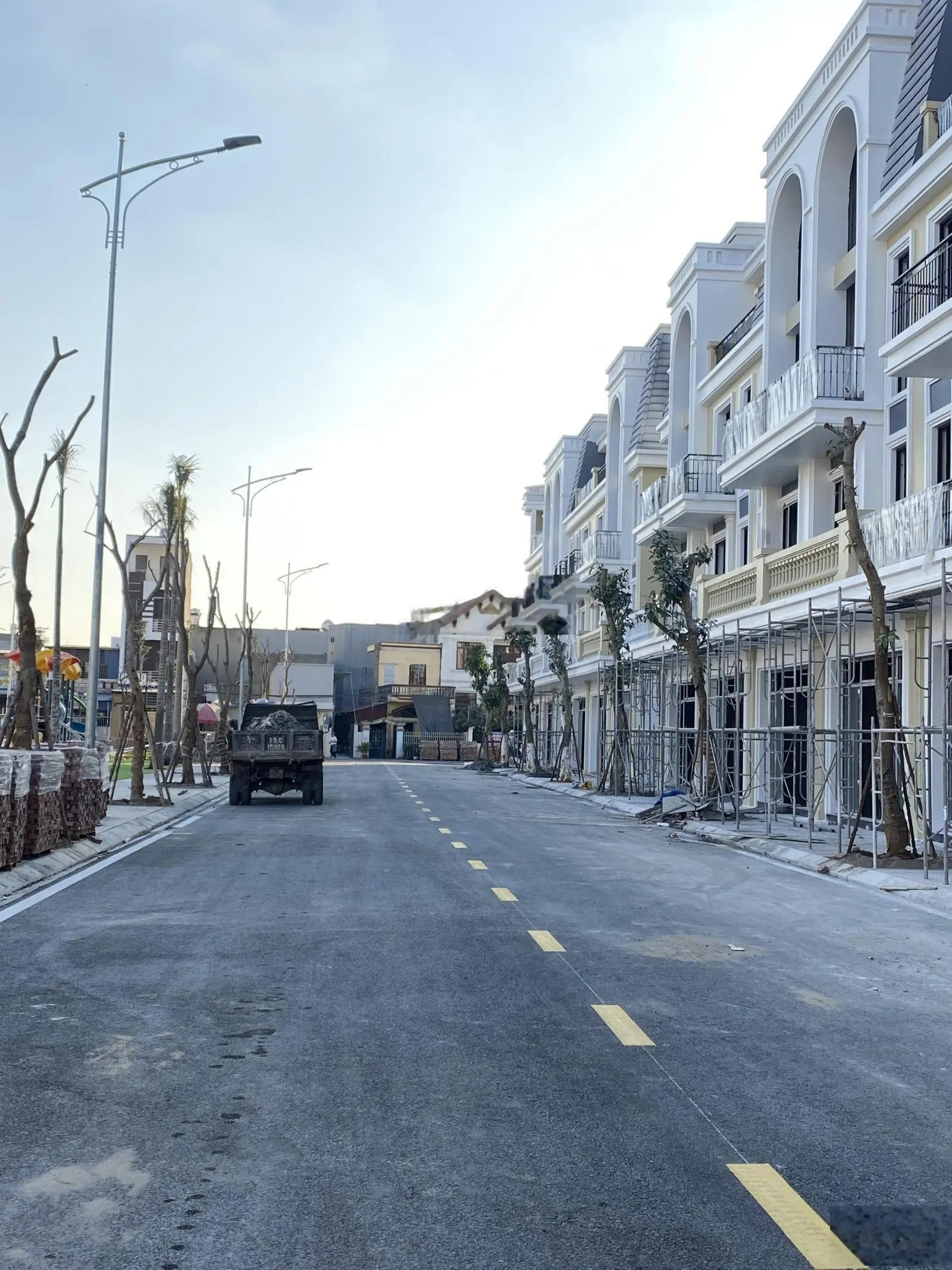Một căn duy nhất mặt chung cư cao cấp - điểm kinh doanh vô cùng đẹp tại golden point - kiến an.