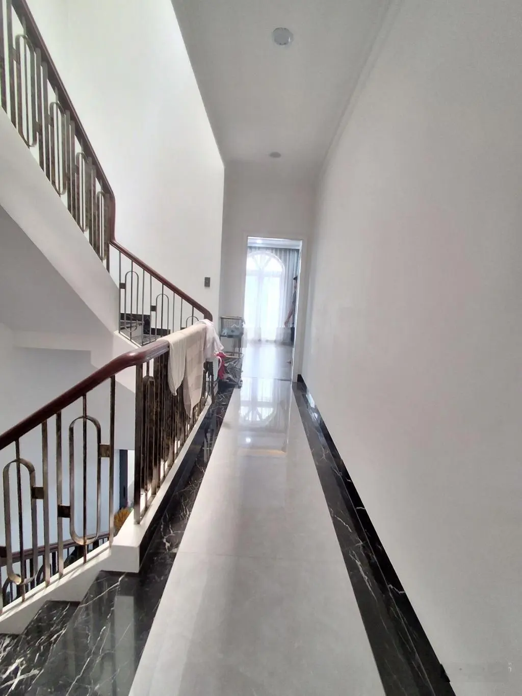 Bán nhà riêng tại Cát Lái, 11,2 tỷ, 80m2, trung tâm quận 2, cực hiếm!