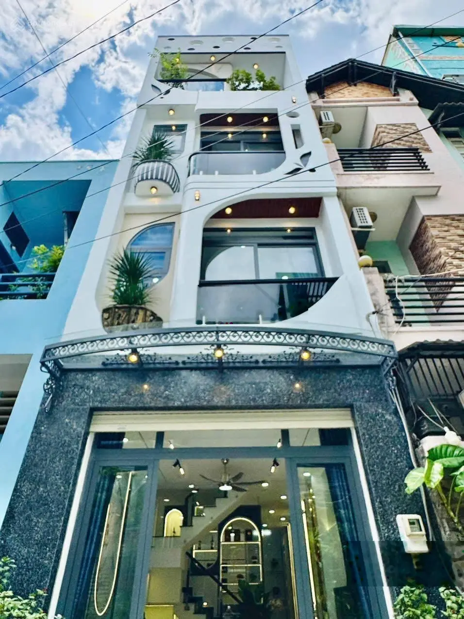 Mua nhanh bán nhanh nhà hoa lan, p7, phú nhuận giá 3.1 tỷ/58m2 shr đang cho thuê