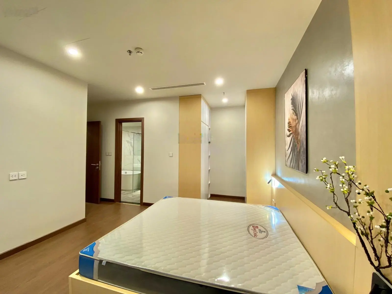 Chính chủ bán căn 3N chỉ 10tỷ - 120m2 Full đồ - BRG 25 Lê Văn Lương - Cam Kết rẻ nhất thị trường