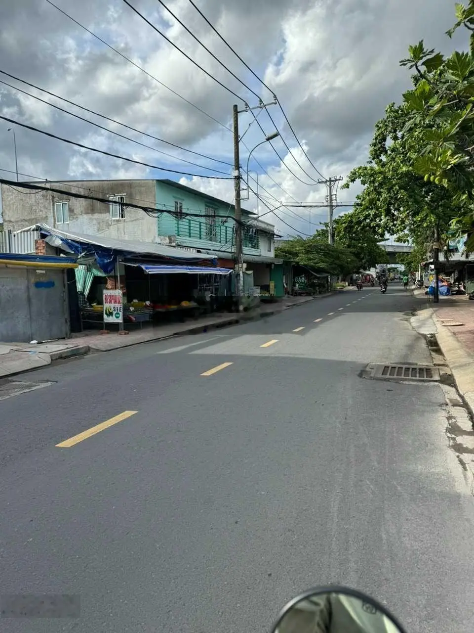 104m2(5x20) Mặt tiền Lê Văn Lương, Nhà Bè có giá 2,4 tỷ. Tiện kinh doanh mua bán