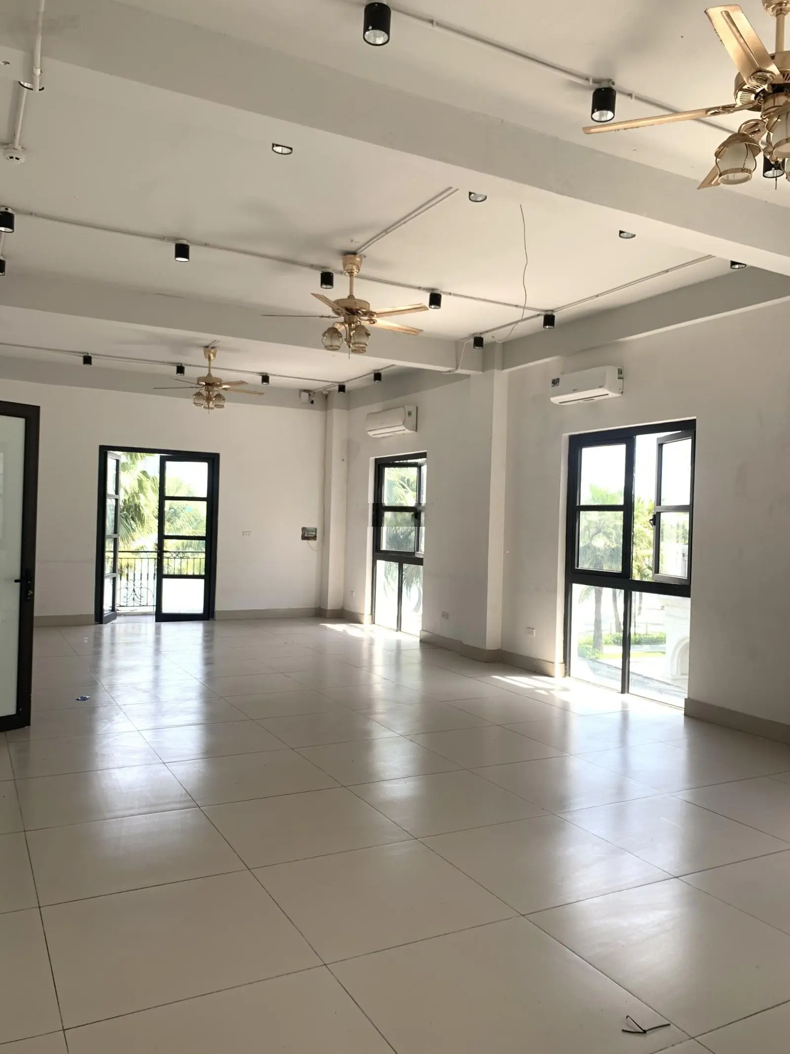 Bán biệt thự Hải Âu 01, view nhìn hồ 24,5ha