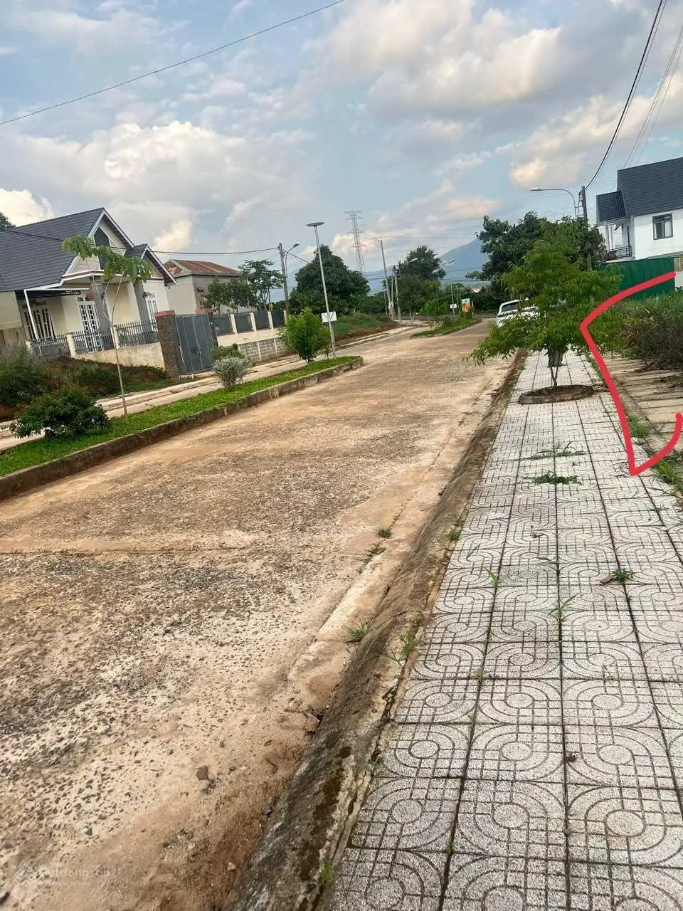 CHÍNH CHỦ CẦN BÁN GẤP LÔ ĐẤT NGAY KHU ĐẤT ĐỒI THANH GIANG TT THỊ TRẤN DI LINH, LÂM ĐỒNG