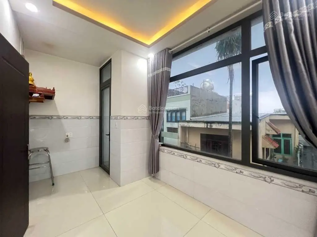 Bán nhà 1 trệt, 1 lầu giá 4,7 tỷ, diện tích 50,2 m2, tại Trường Thọ, Thủ Đức
