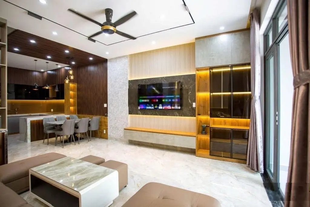 Nhà 3 tầng 7.6 tỷ thương lượng , gần hoàn thiện, 100m2 Hà Bồng - Hòa Xuân. Sách vali vào ở ngay