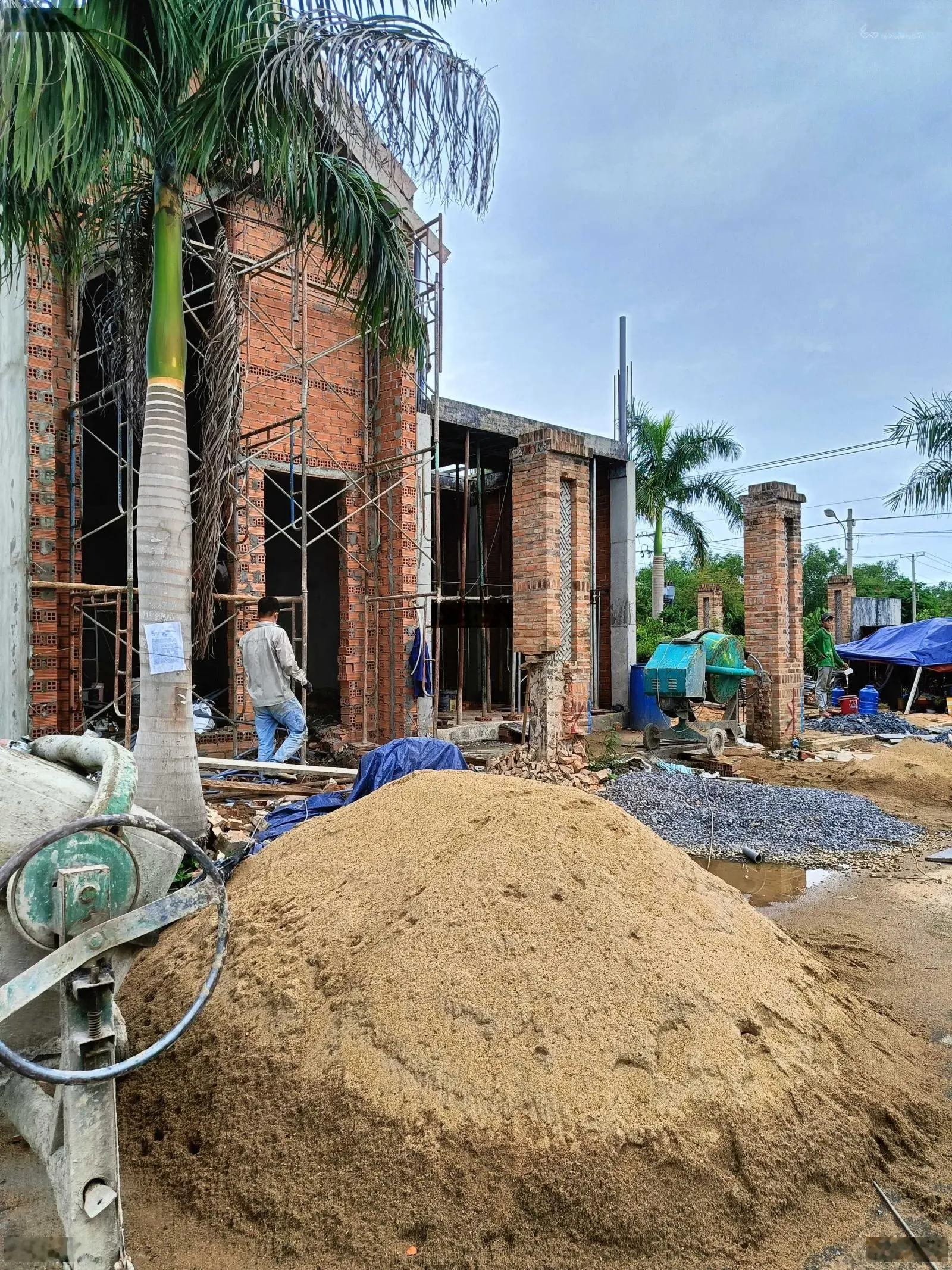 Bán lô đất ngộp 64m2(4x16), DA Blue Diamond Riverside, shr, sang tên ngay, P Long Phước, TP Thủ Đức