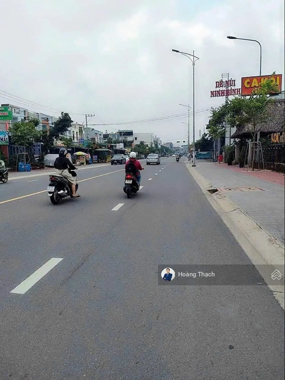 Bán đất tặng căn nhà cấp 4 ngay GO Dĩ An giá rẻ