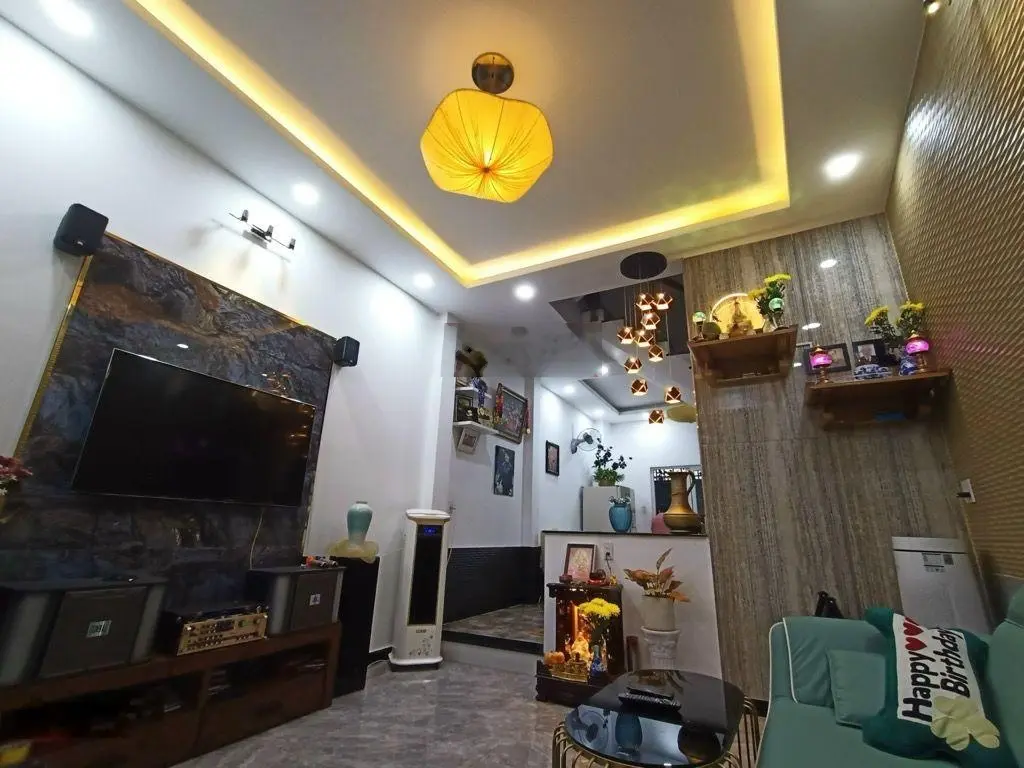 Cực Hot!! Bán nhà Đ.160,Tăng Nhơn Phú A,Q.9. DT 4,7x12(52, 7m2). 2 tầng(2PN). Chỉ 5 tỷ. 0975773961.