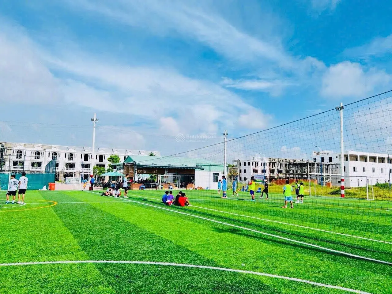 Bán shophouse giá tốt tại Thăng Long Central City, 3,3 tỷ, 100m2