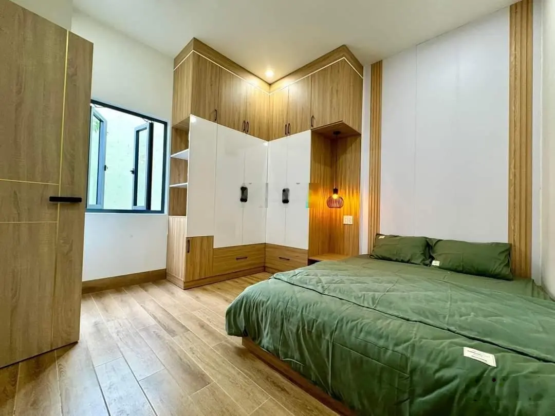 Bán nhanh thay chủ nhà diện tích lớn 78m2 - 193 Bà Hạt, P. 9, Q. 10 để định cư. Thuê 30tr. SHR