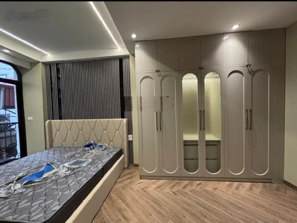 Bán nhà đẹp - phố Minh Khai - 43m2 - 5 tầng - đất nở hậu - tô vào nhà - ở ngay - kinh doanh đỉnh